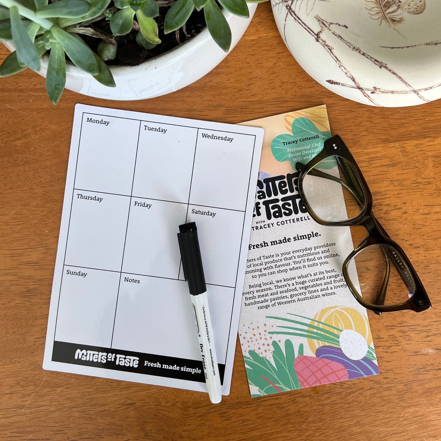 Meal Planner with Magnetic Pen