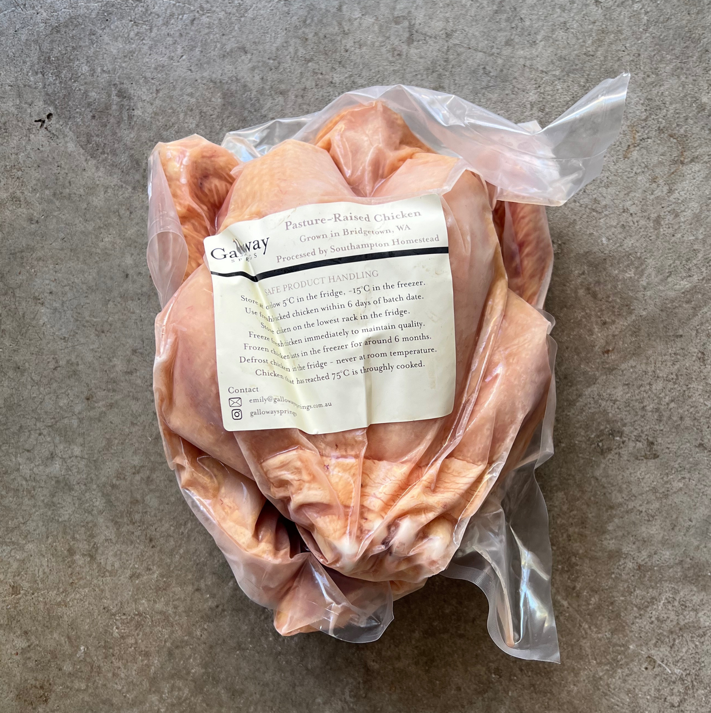CHICKEN - Pasture Raised Whole Bird approx. 2.2kg
