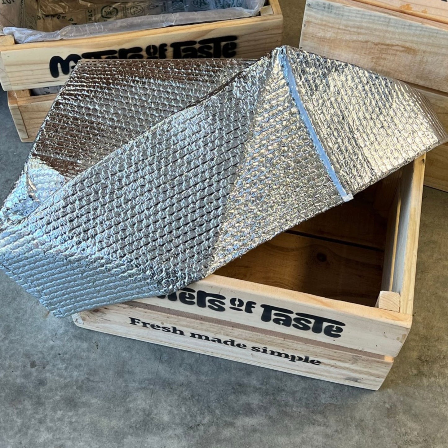 Crate - thermal sleeve