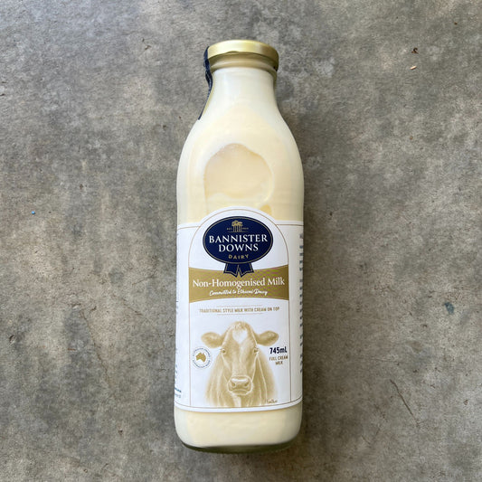 Milk - Farm Fresh Non Homogenised 745ml glass bottle